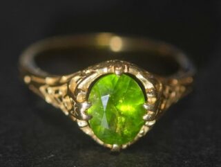 仏刻印アールヌーヴォー約1.5ctデマントイドガーネット(ホーステール)フィリグリーリング(鑑定書付)【ra158】